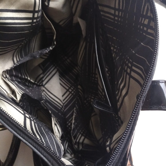 London Fog Hampton Colorblock Satchel - Picture 7 of 8